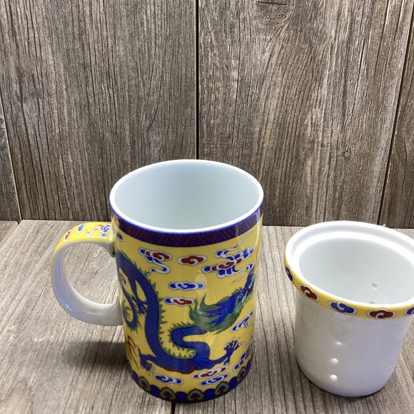 Asian Themed DRAGON Ceramic Tea Cup Diffuser 3-Piece. Cup, Lid, and Strainer - Picture 2 of 16